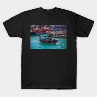 Sampan Boat - Hong Kong - Traditional Fishing Boats T-Shirt